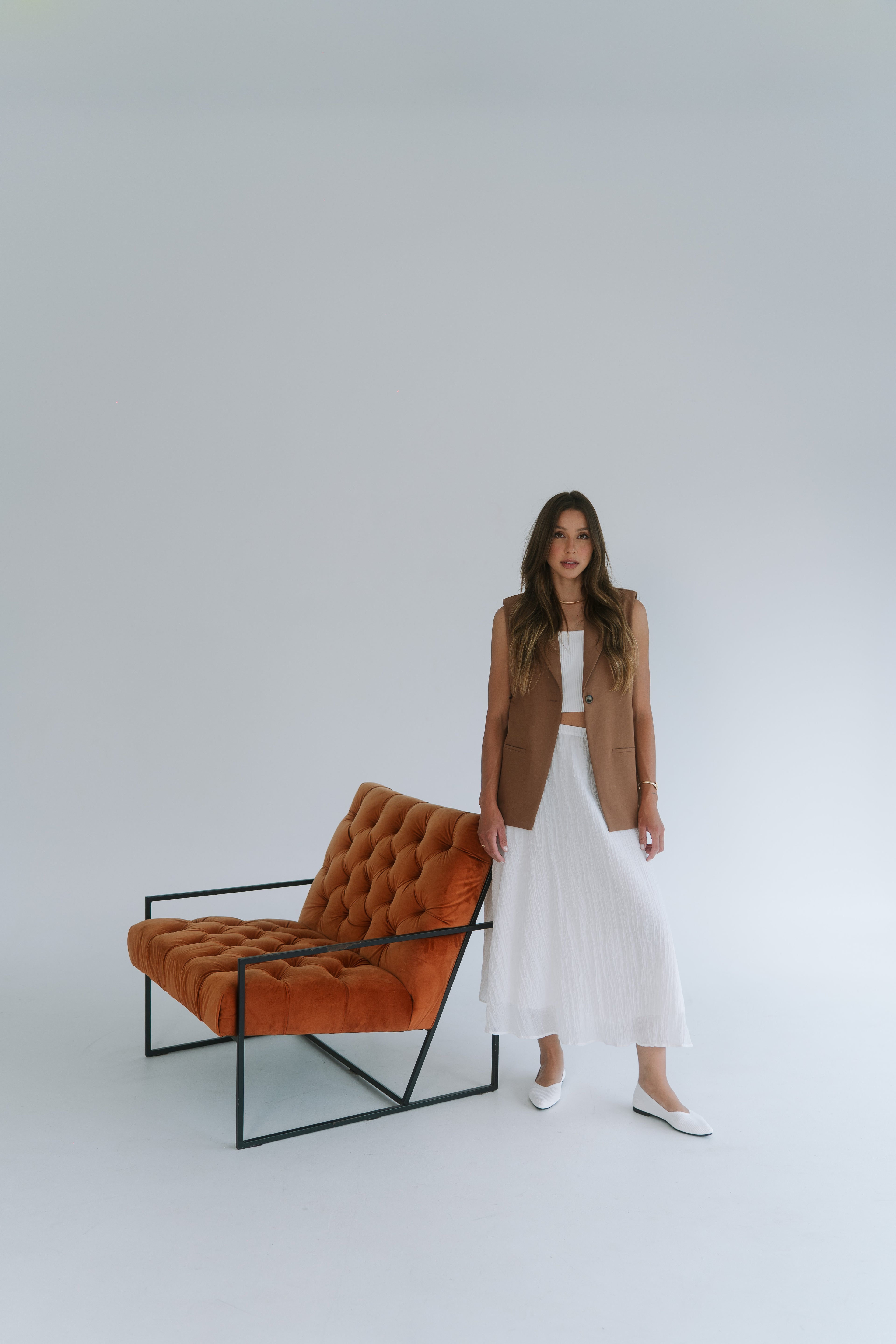 Amy Vest with adjustable straps - Brown